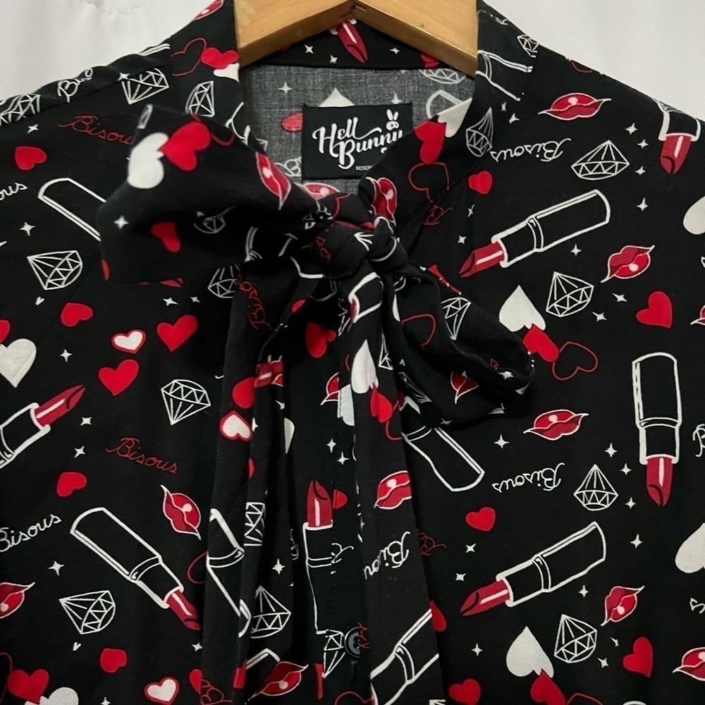 HELL BUNNY BISOUS BLOUSE SIZE SMALL - Picture 4 of 7